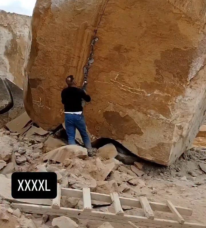 Breaking of giant rock