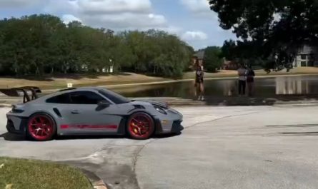 Bro crashed his Porsche GT3 RS just 3 hours after leaving the dealership 😭