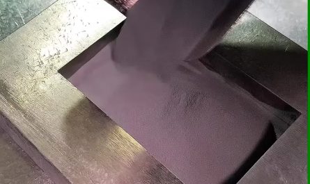 By 'gently' pressing with a 70-ton press, The powder then turns into cemented carbide plates