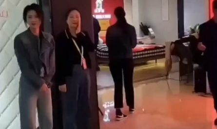 Chinese bed company introduced unique model of bed for couples