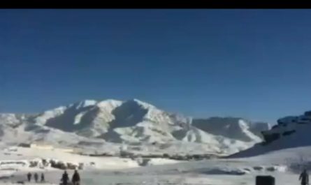 Chopper crashes on mountain