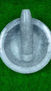 Crushing glass into paste