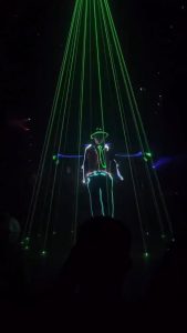 Did he just grab the light?