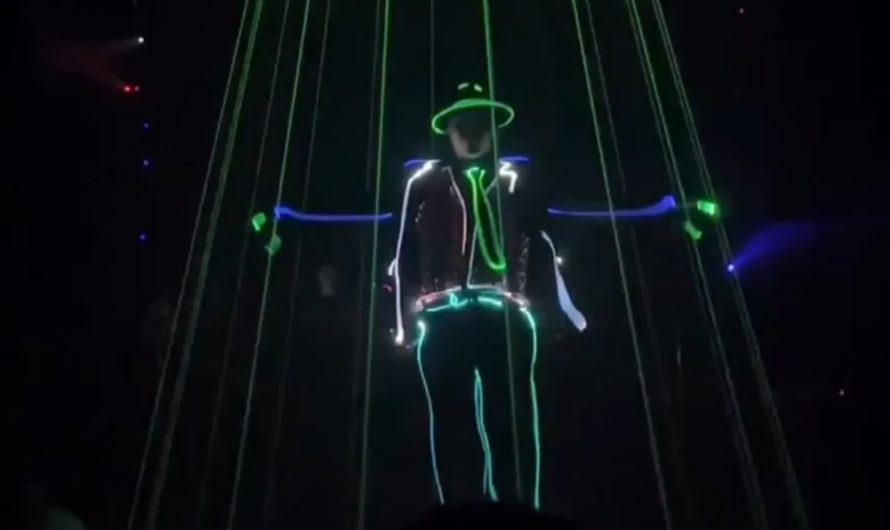 Did he just grab the light?