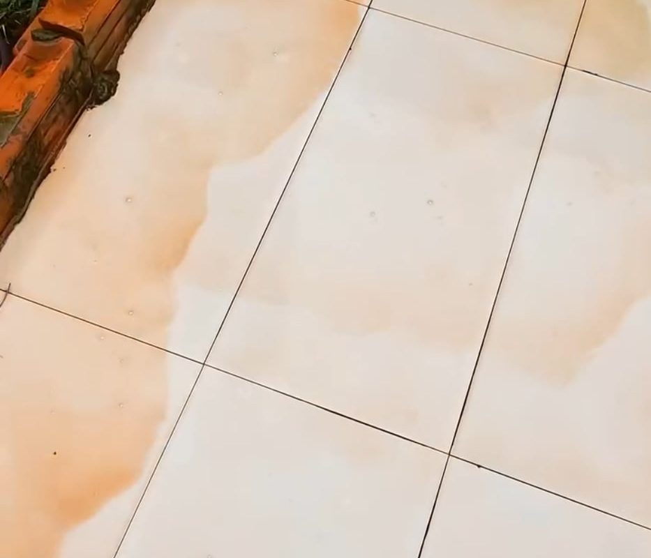 Drilling into water balloons