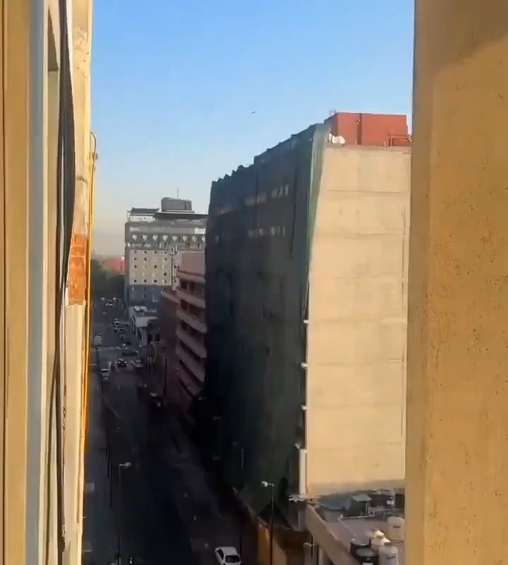 Entire building sways as powerful 6.5 magnitude earthquake strikes southwest of San Marcos, Guerrero, Mexico