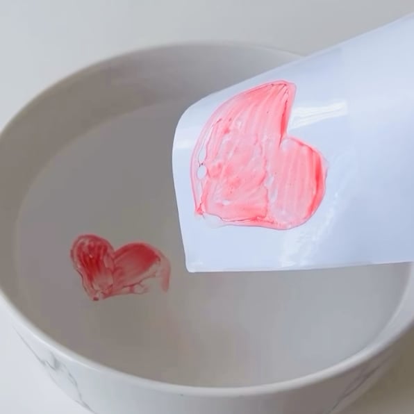 Floating marker drawings