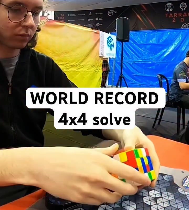 He solved the 4×4 cube in just 15.18 seconds.