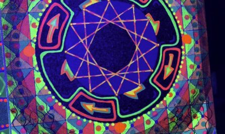 I make light reactive artworks