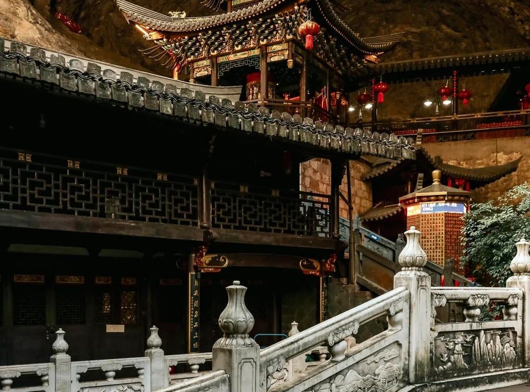 In Wenzhou, China, there’s a Taoist temple built inside a 2000-year-old cave