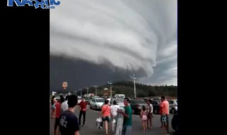 Incredible And Scary Cloud Formation In Brazil