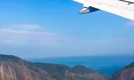 Landing at Santos Dumont Airport (Rio de Janeiro) feels unreal