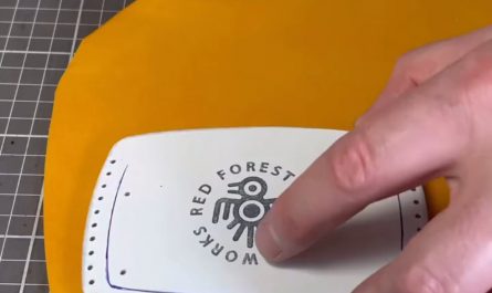 Leather crafting a wallet