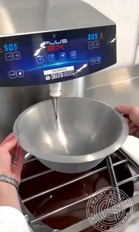 Making a chocolate dragon