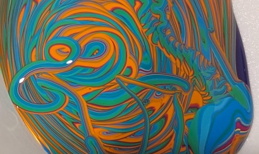 Making some ornaments and the acrylic drippings are so much fun to zoom in and look at.