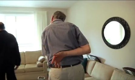 Man with Parkinson's tries marijuana for the first time 😳