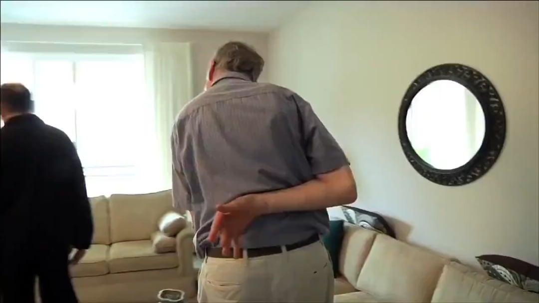 Man with Parkinson's tries marijuana for the first time 😳