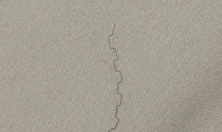 Odd pattern on strand of hair