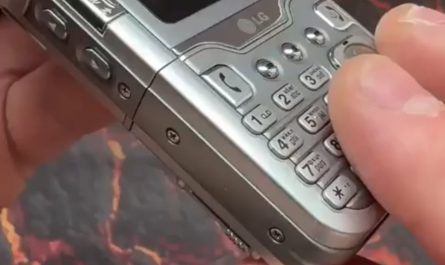 Old phone designs were awesome