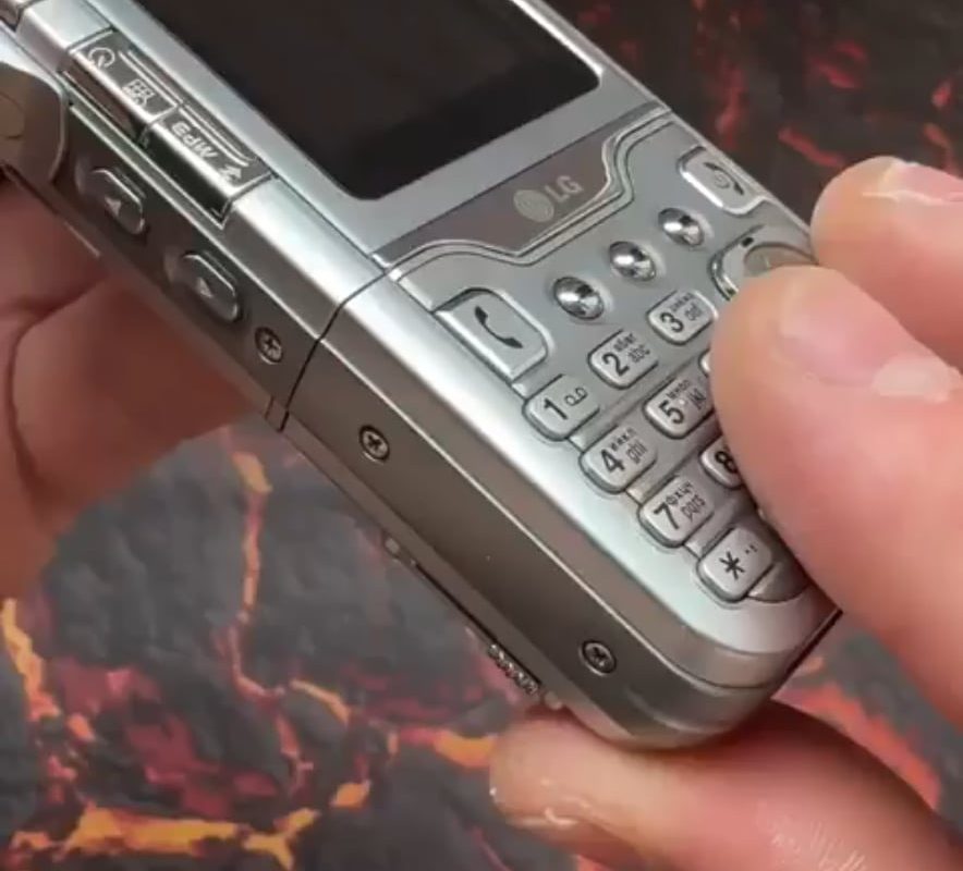 Old phone designs were awesome