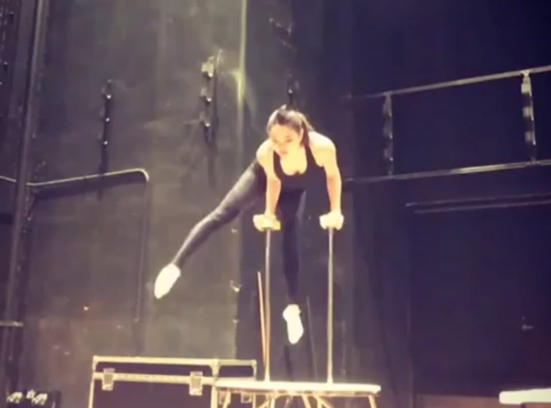 One arm handstand warmup session