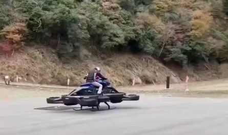 One of the first flying bikes , Xturismo