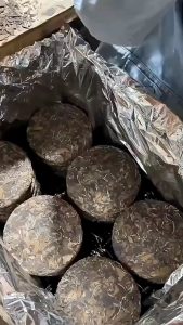 Pack it perfectly round with the label at the end