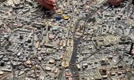 Paris recreated with computer components