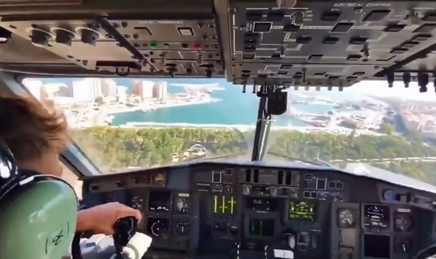 Pilots view onboard a firefighting “flying boat” when it scoops up water. 🔥 Wild.