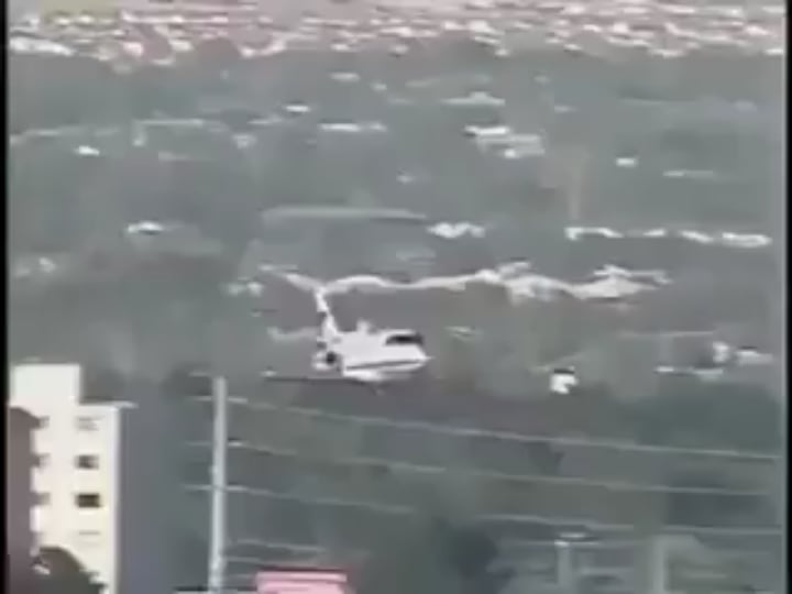 Plane being landed without a landing gear