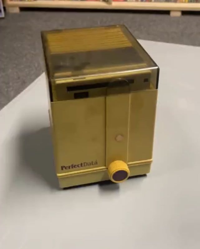 Playing With a Retro Floppy Disk Box