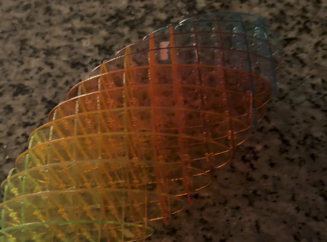 Rainbow Cutlet lattice toy