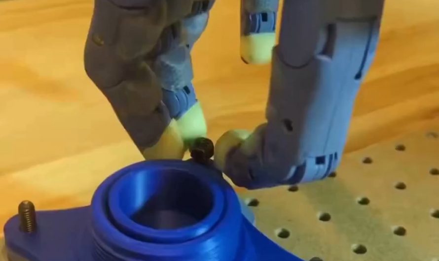 Robot hand autonomously assembling parts at faster-than-human speeds