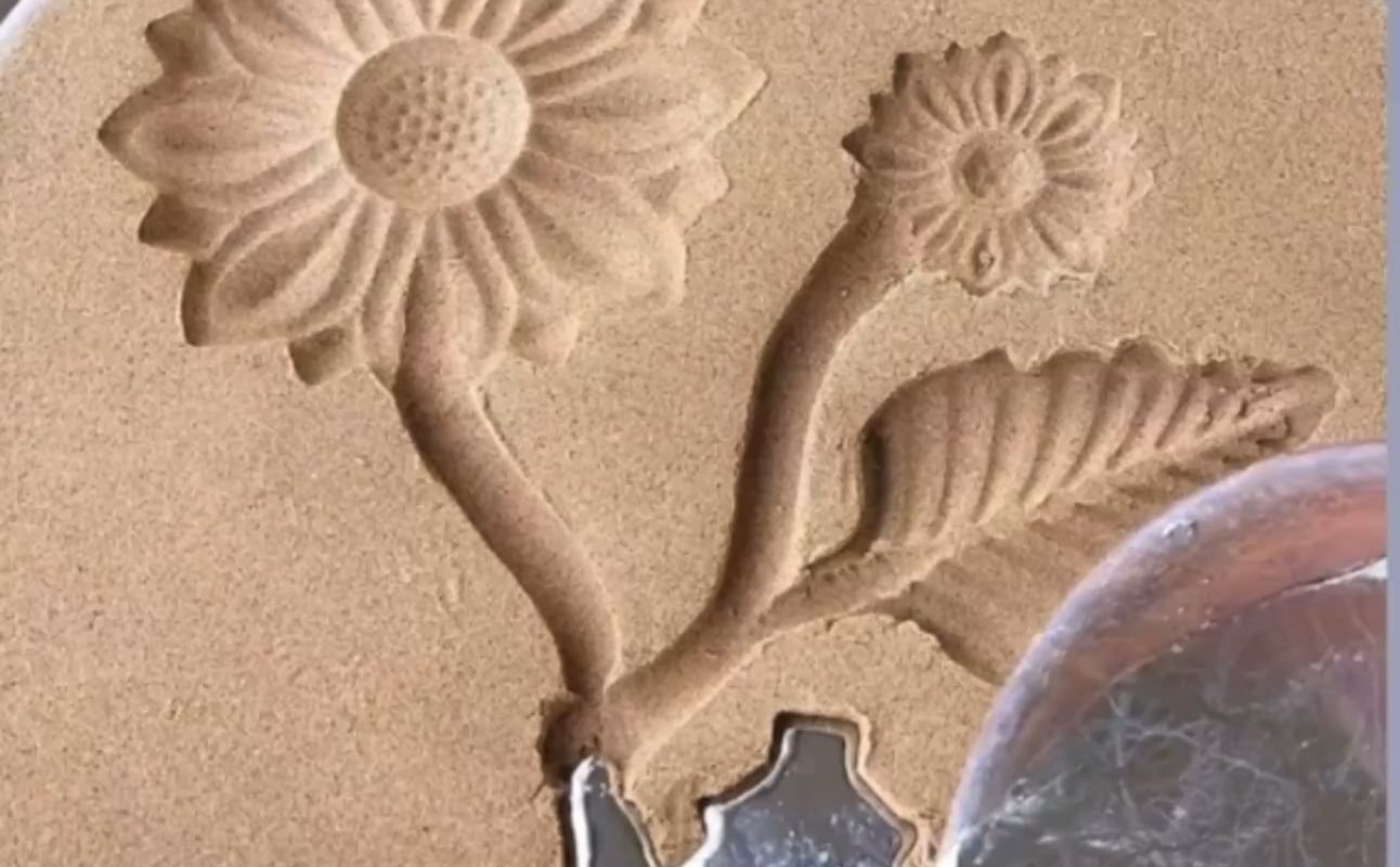Sand casting metallic art