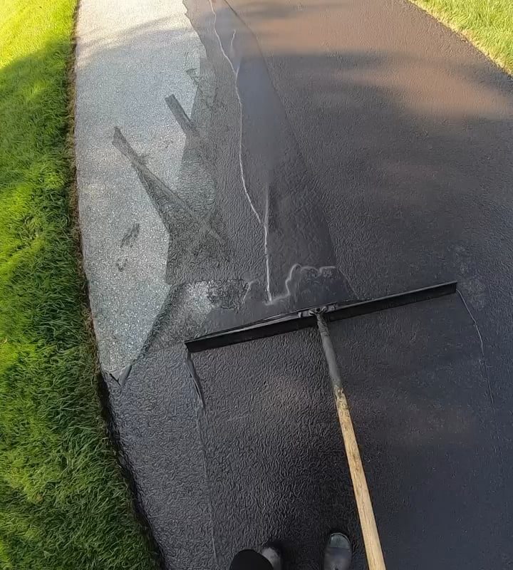 Seal coating the road