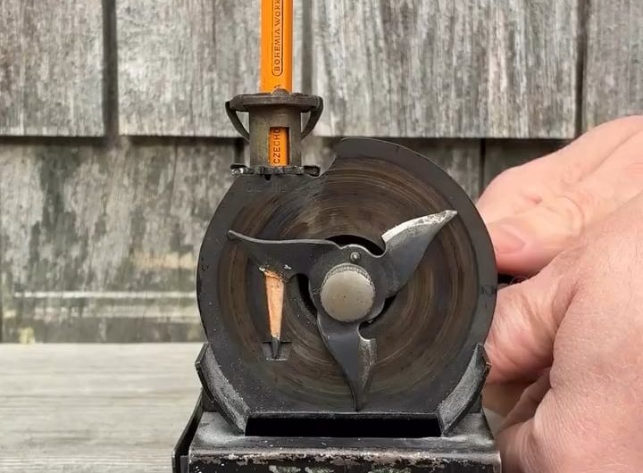 Sharpening of pencil