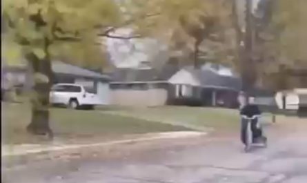 She knows him very well 🫡