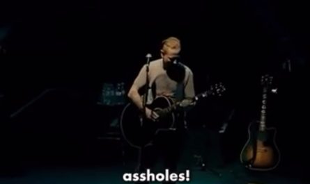 Singing SpongeBob theme song in a concert