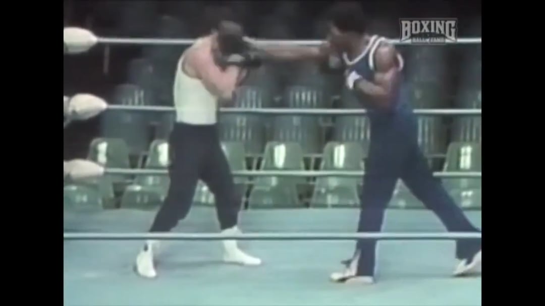 Sylvester Stallone and Carl Weathers rehearsing the final fight scene from the first Rocky in 1975