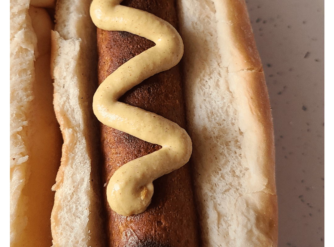 The mustard design on my veggie-dog