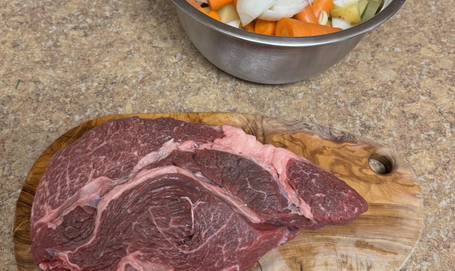 The way this chuck roast fits our cutting board
