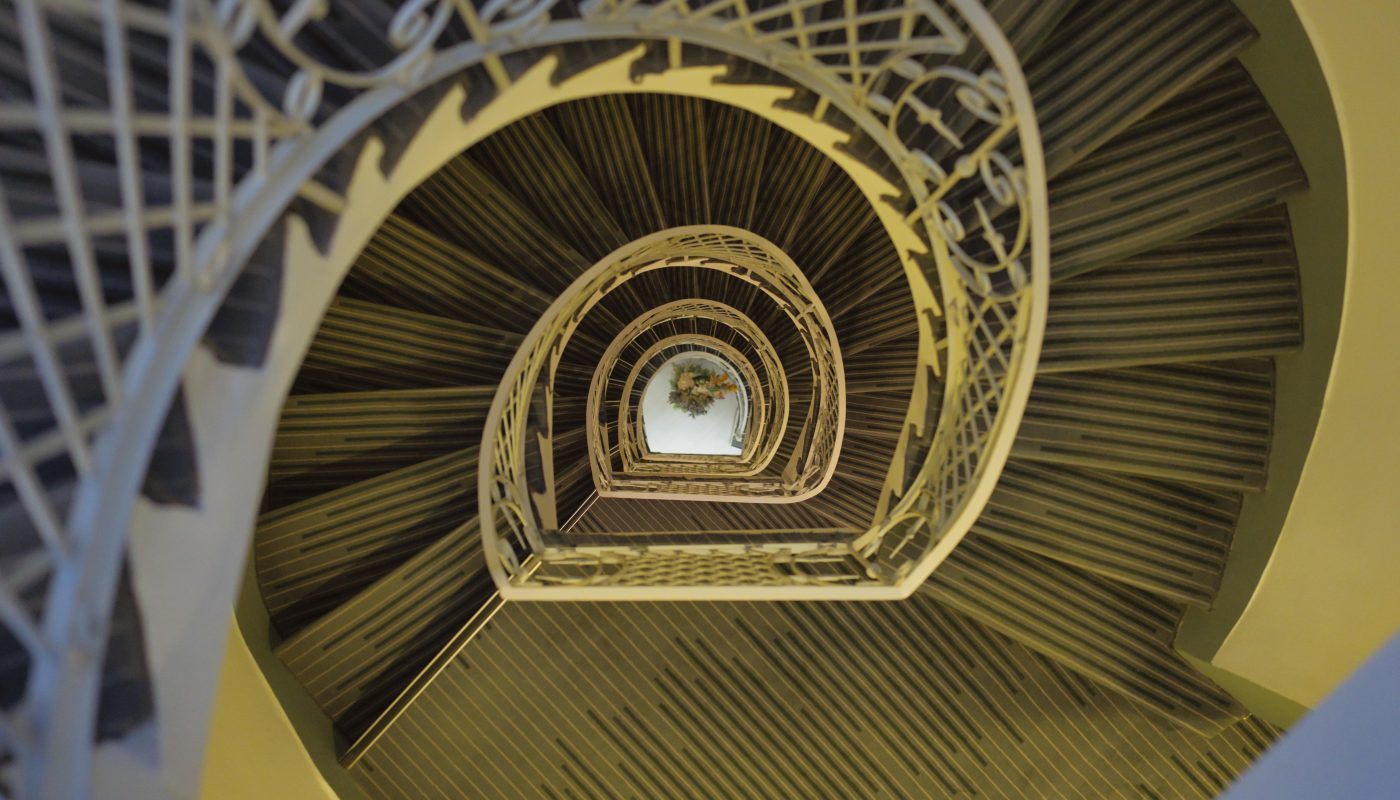 The way this staircase spirals without a center column. [oc]