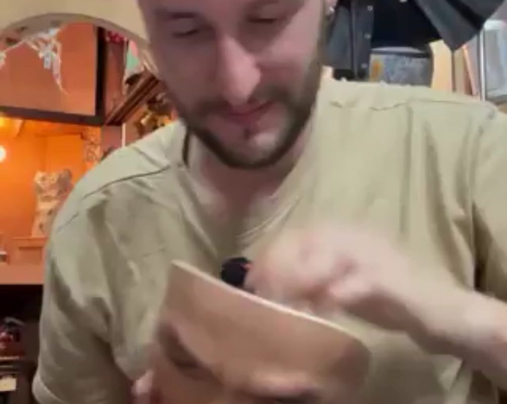 This Japanese mask transforms your face