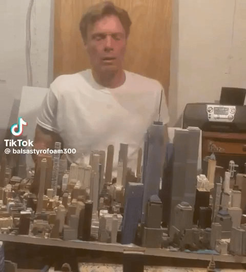 This guy spent 21 years building a model of NYC