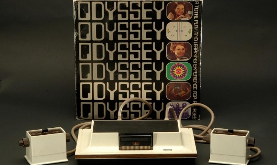 This is the Magnavox Odyssey the world’s first home video game console from 1972, roughly the size of a small suitcase, with no color graphics, no sound from the console, and simple game cards that started the home gaming revolution.