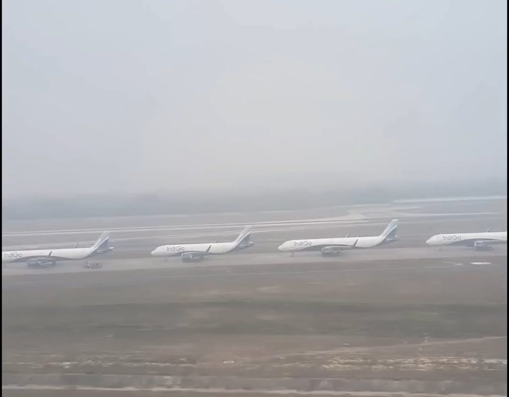 This is what Taking Off from the World's Most Air-polluted City looks like. Delhi 🇮🇳