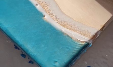 Using a blower to design waves on a resin serving board