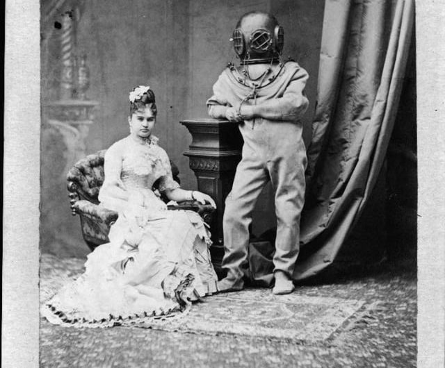 Victorian actress Sarah Bernhardt dressed in full diving suit (the Ocean Empres). The face behind this photo that passed around some years ago. Photo ca. 1880.