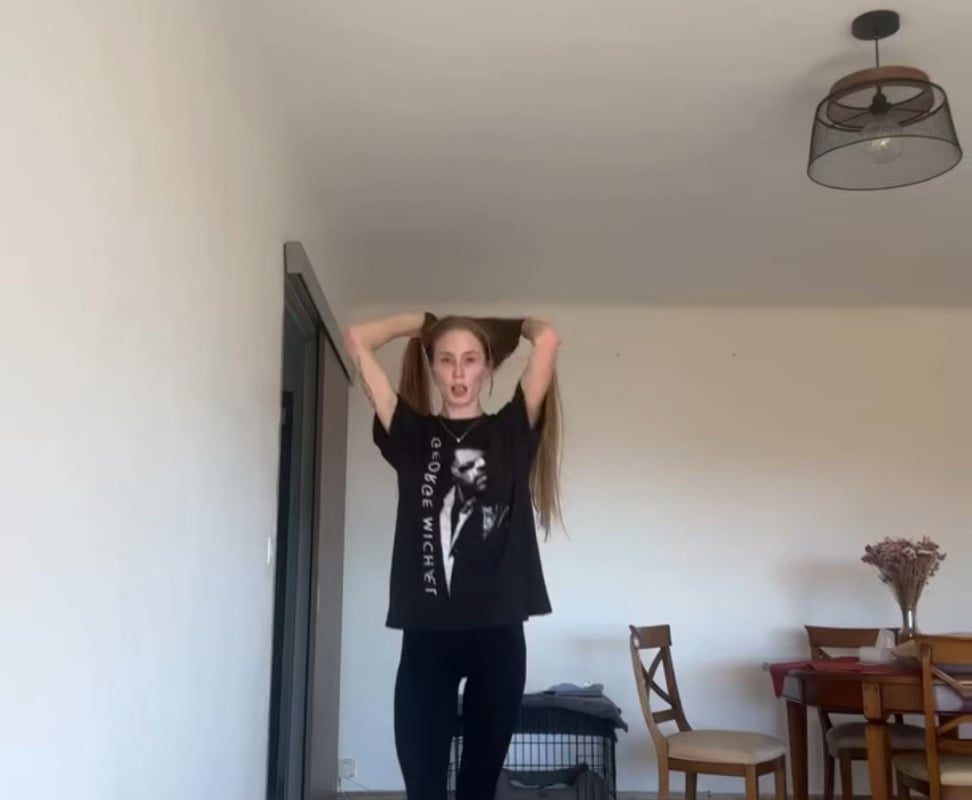 Windmill Hair Dance