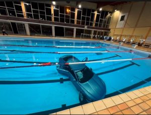 Woman in France drove a Jaguar into a swimming pool with 5-year old daughter in car